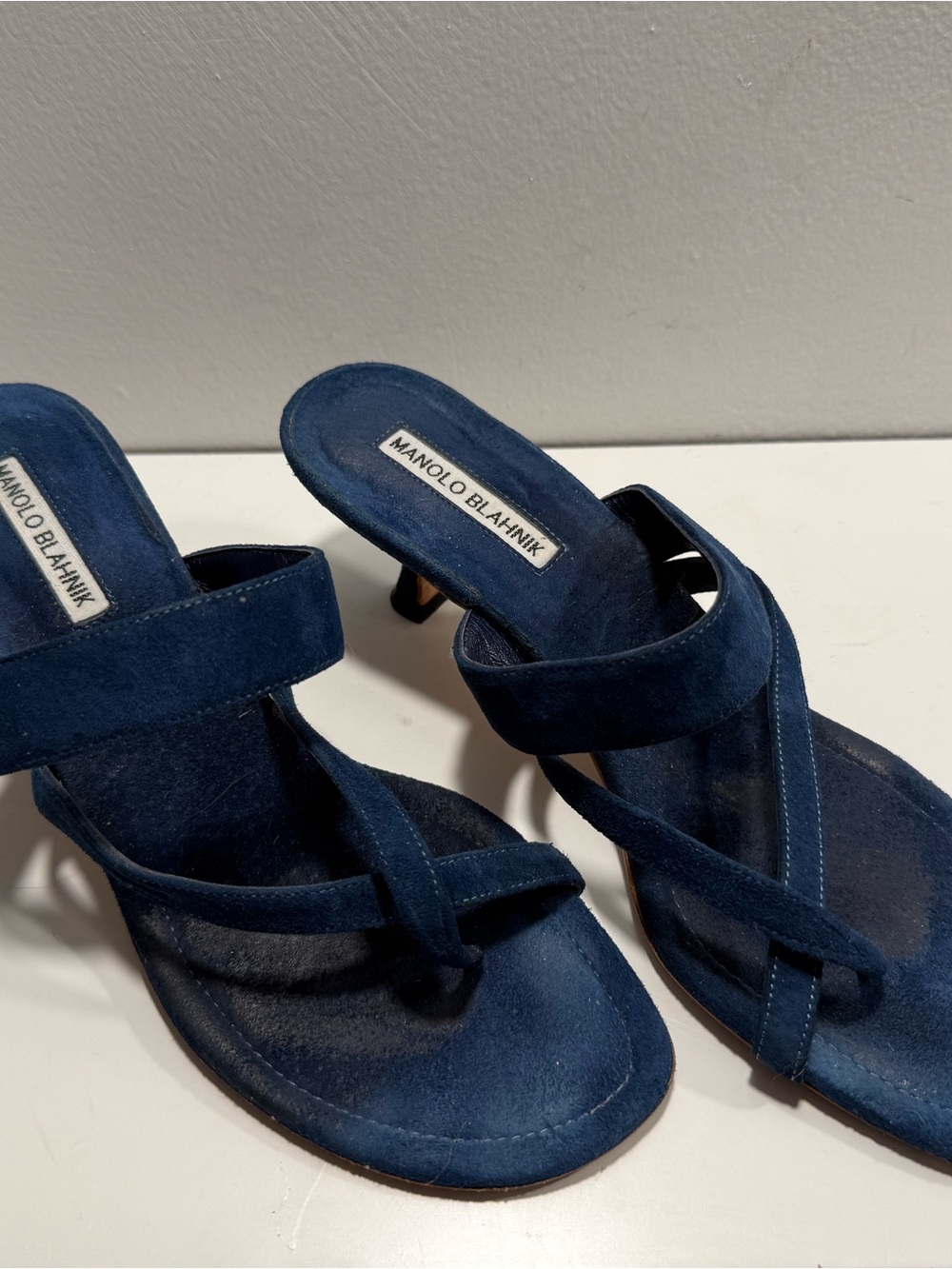 Manolo Blahnik Susa Suede Royal Blue Crisscross Mule Sandals - size 39